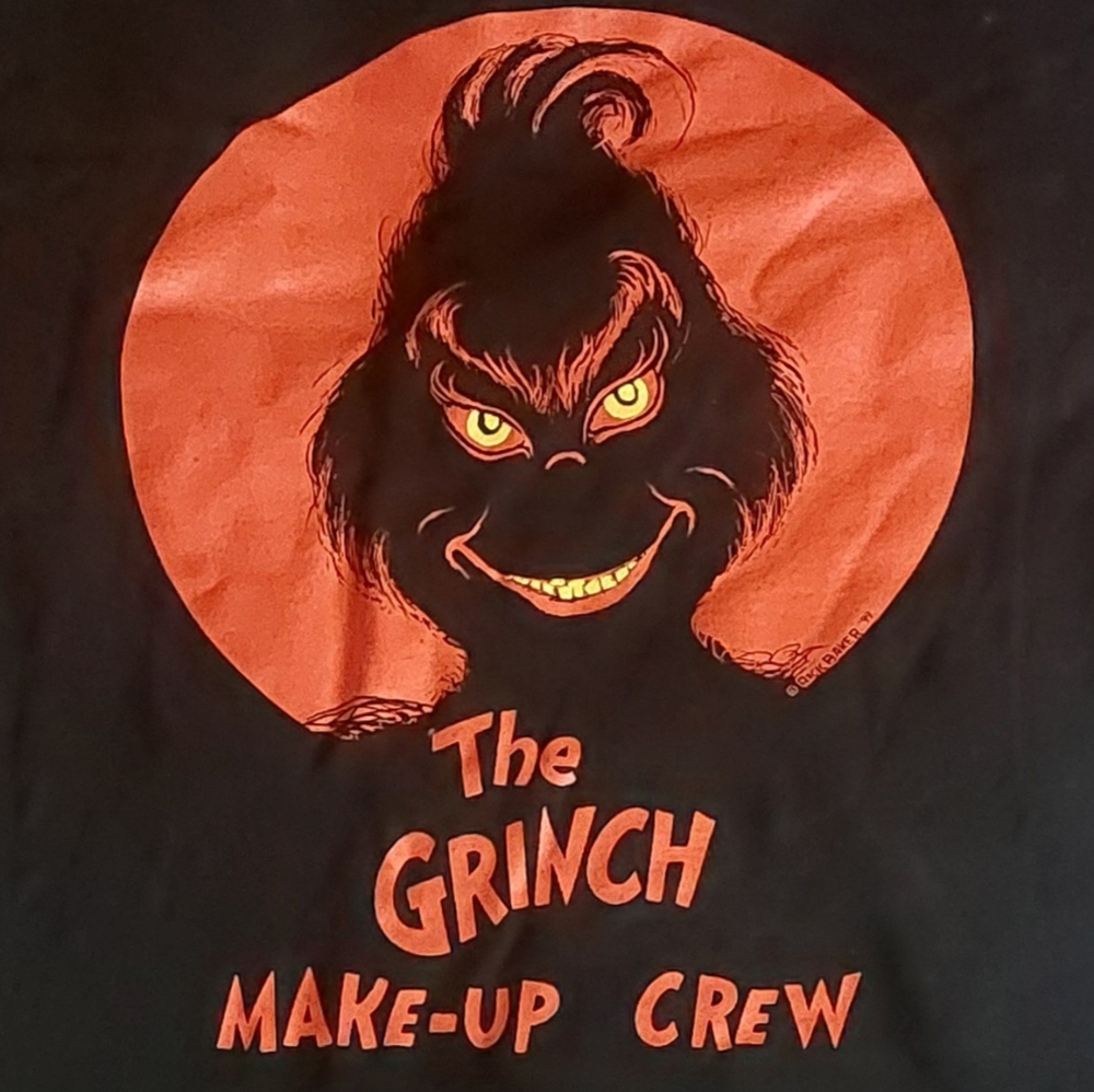 The Grinch (1997 w/Jim Carrey) Makeup Crew T-shirt